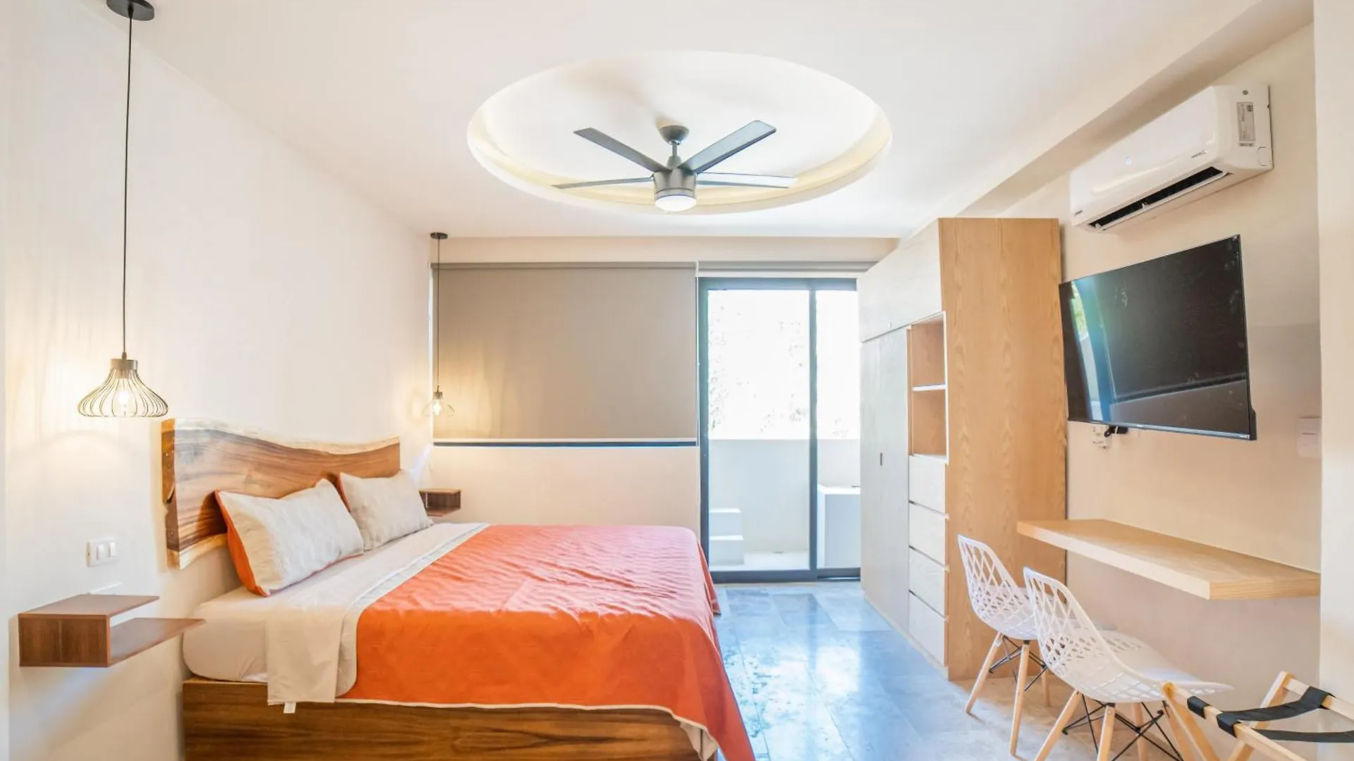 Crystal By Home Tulum Hotel